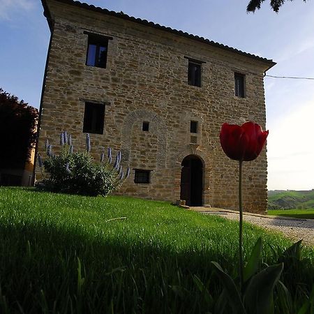 Hostal Il Capuccio San Lorenzo in Campo Exterior foto