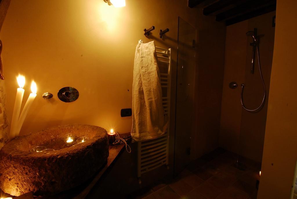 Hostal Il Capuccio San Lorenzo in Campo Habitación foto