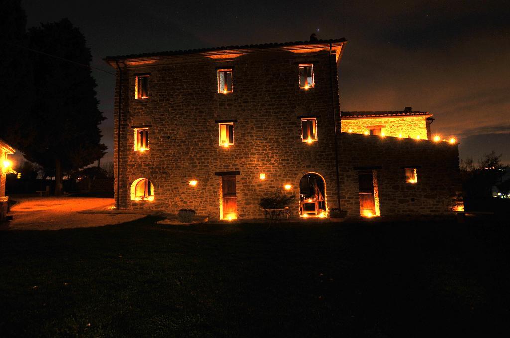 Hostal Il Capuccio San Lorenzo in Campo Exterior foto