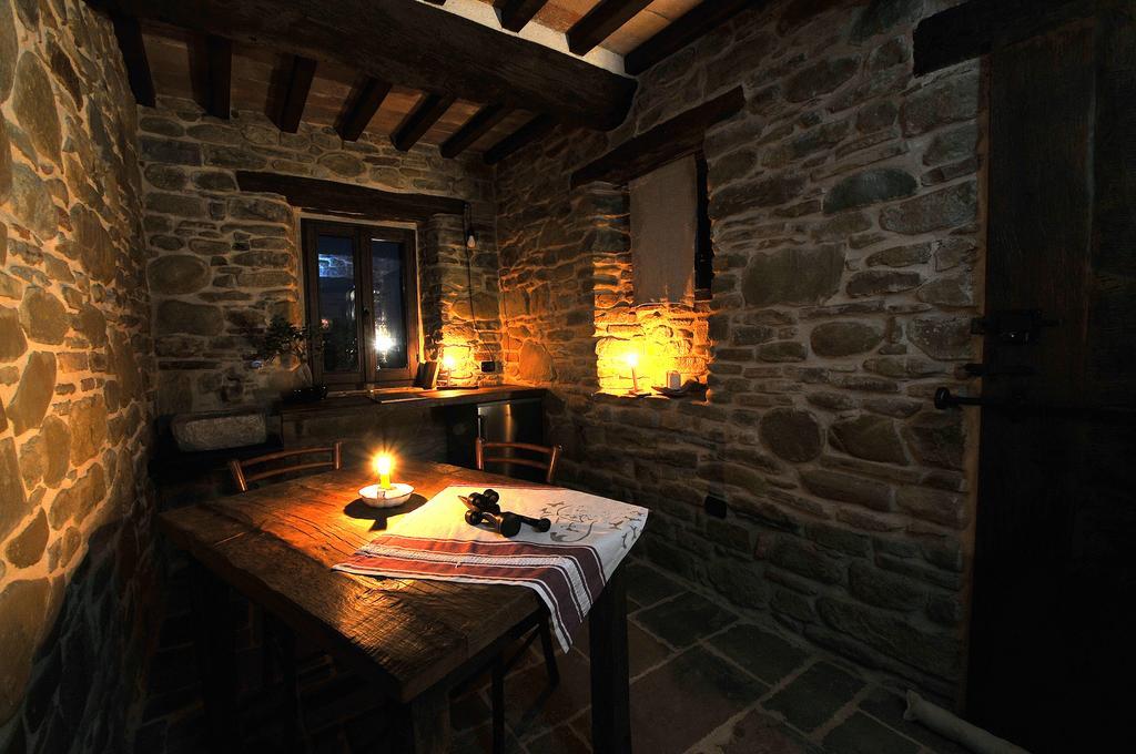 Hostal Il Capuccio San Lorenzo in Campo Exterior foto